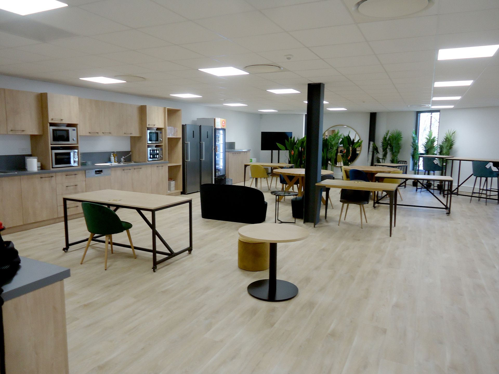 Maisons du Monde, Rezé